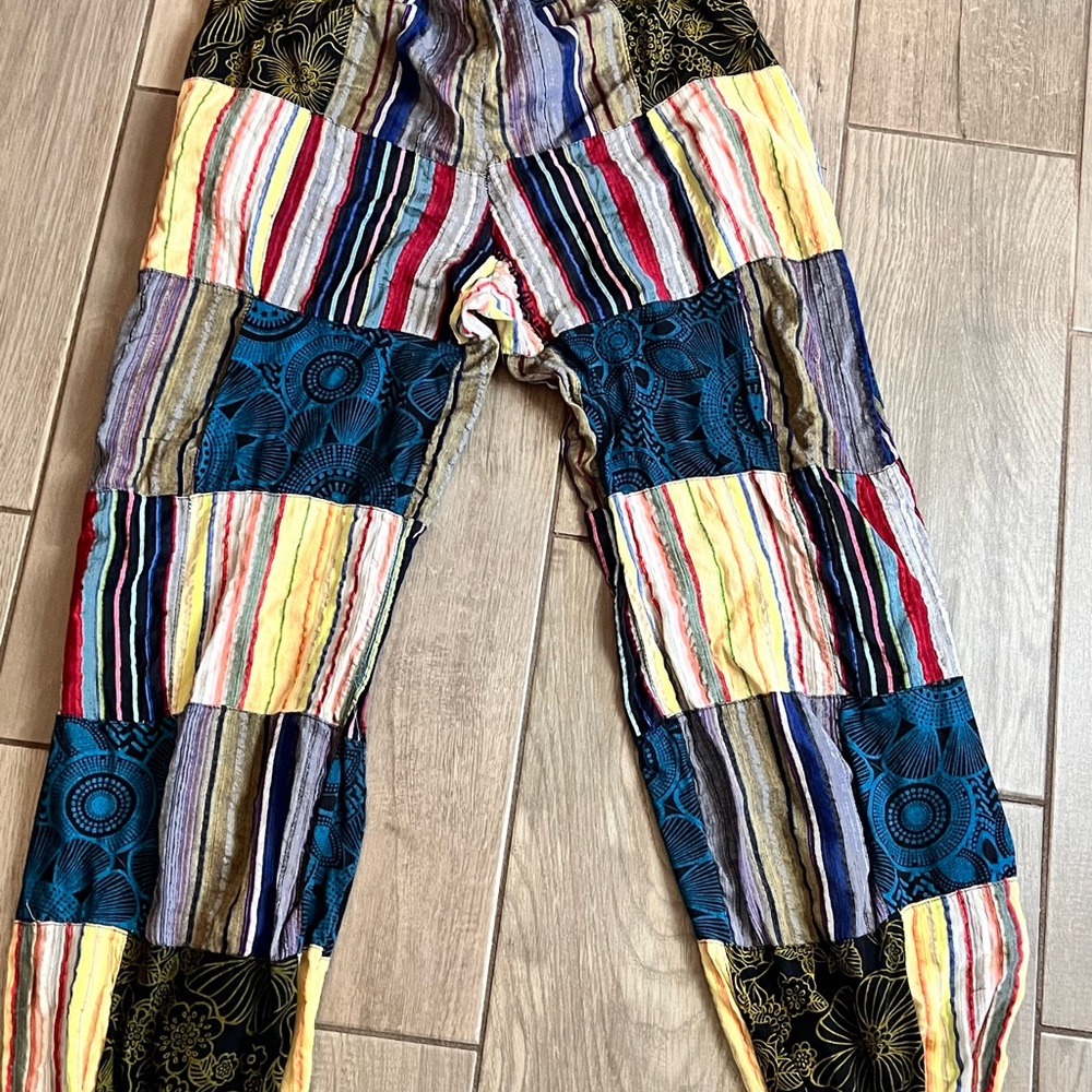 Rising International Women’s Patchwork Lounge Pants Size large Y2K
13.5”x26.5”